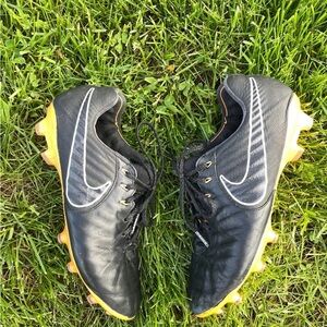 Nike Tiempo Legend Men’s 7.5